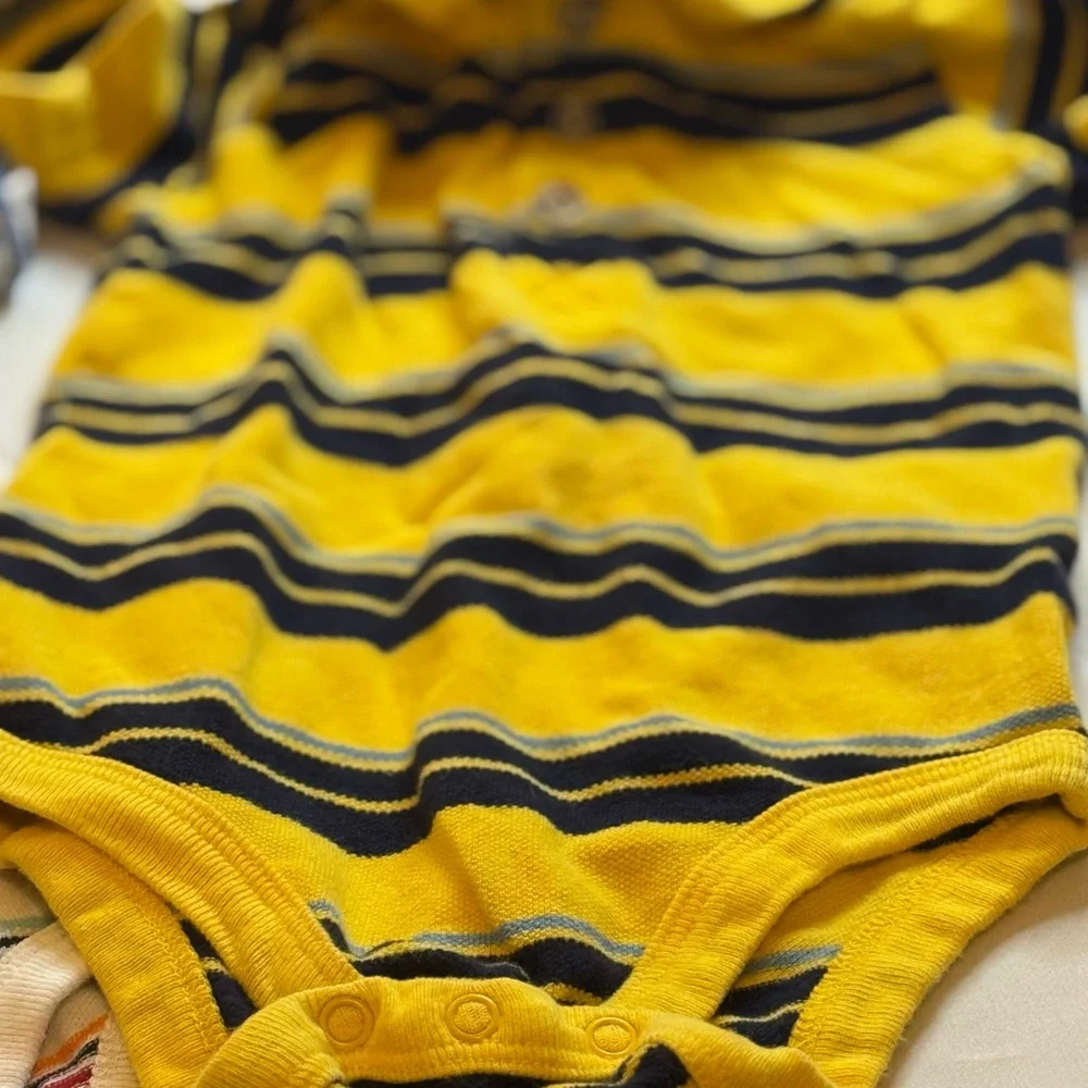 Wonderkids Vibrant Striped Onesies, (Size 12 Months), 2 Baby Outfits - Picture 4 of 11